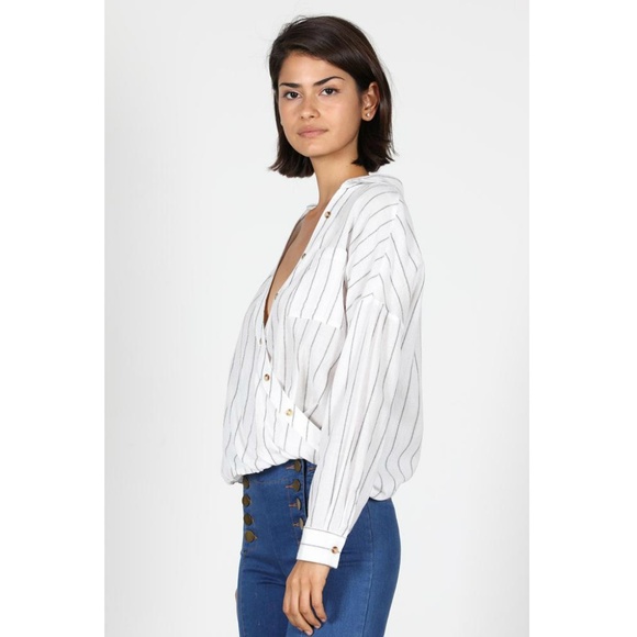 Crossed Button Detail White Shirt - Picture 3 of 3